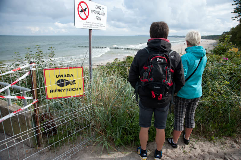 Saperzy przeszukują plażę wschodnią w Ustce - ustka24.info