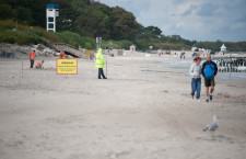 Saperzy przeszukują plażę wschodnią w Ustce - ustka24.info