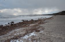 Zniszczenia po sztormie "Alex" - ustka24.info