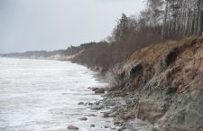 Zniszczenia po sztormie "Alex" - ustka24.info
