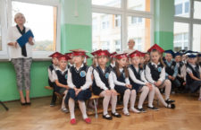 Ślubowanie uczniów pierwszej klasy w SP nr 2 w Ustce - ustka24.info