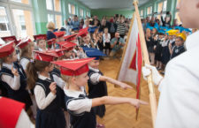 Ślubowanie uczniów pierwszej klasy w SP nr 2 w Ustce - ustka24.info