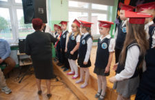 Ślubowanie uczniów pierwszej klasy w SP nr 2 w Ustce - ustka24.info
