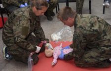 Kurs pierwszej pomocy medycznej dla nauczycieli klas mundurowych w CSMW Ustka - ustka24.info