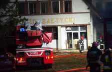 Pożar opuszczonego Zajazdu Bałtyckiego w Przewłoce - ustka24.info